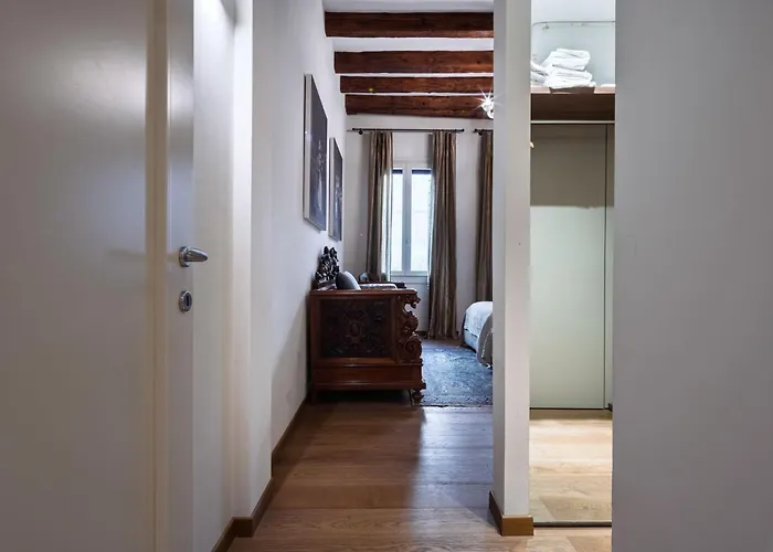 Ca' Barbarina 1 Apartment *